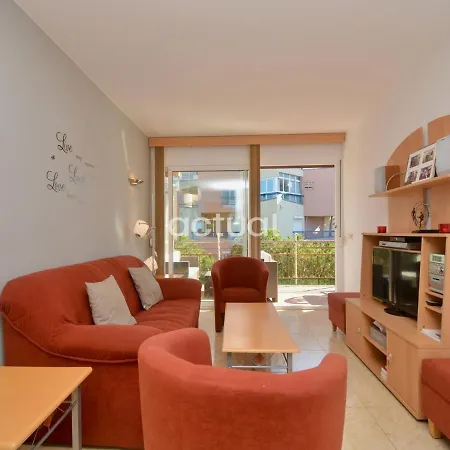 Santa Marina 13 Apartment